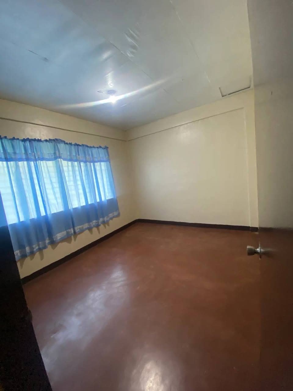 PTPA admin, hi sino gapangita dorm may 2 room sa babaw kag up and down ang dorm. message Joanne Joes... - photo 2