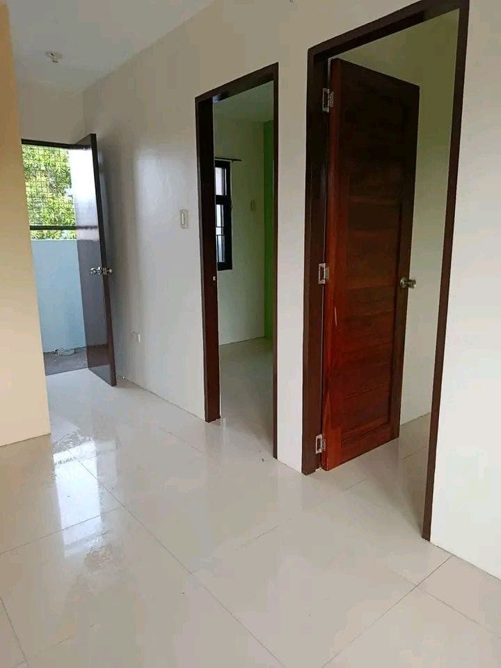 House for Rent available - photo 5