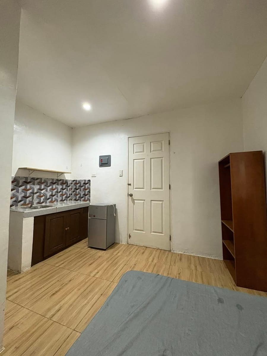 ROOM FOR RENT - photo 5