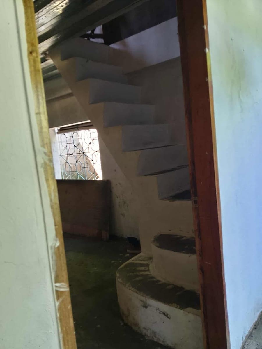 house for rent 8k - photo 2