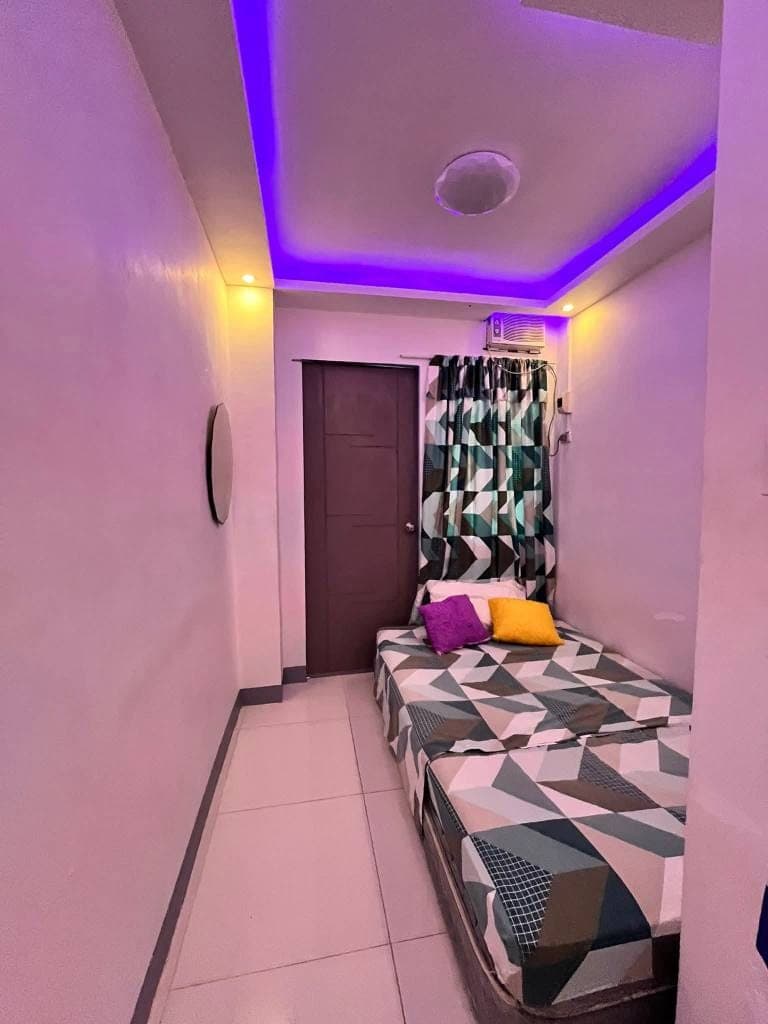 Stylish Mini Room near Talamban with Parking (d ka mauwaw sa imong bisita) - photo 3