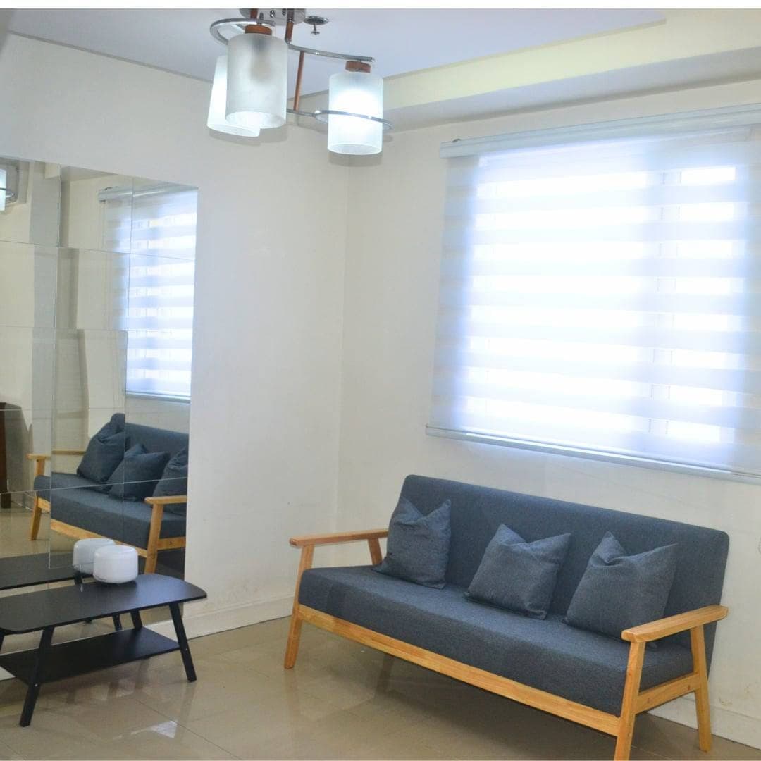 I 🏢✨ MOVE-IN ASAP! ₱5,000/month ROOM SHARING WE ONLY NEED 1 FEMALE TENANT YUNG MADALI KAUSAP ✨🏢 - photo 4