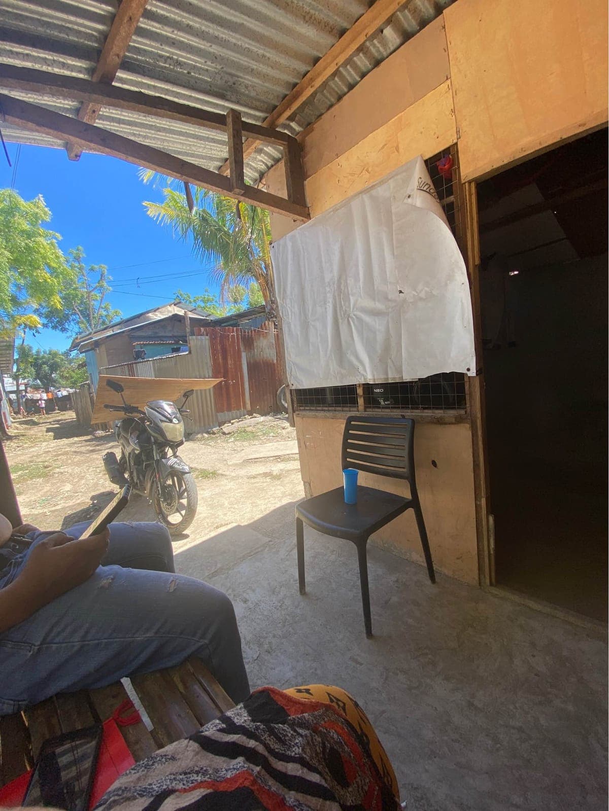 House for rent w/Tindahan - photo 4