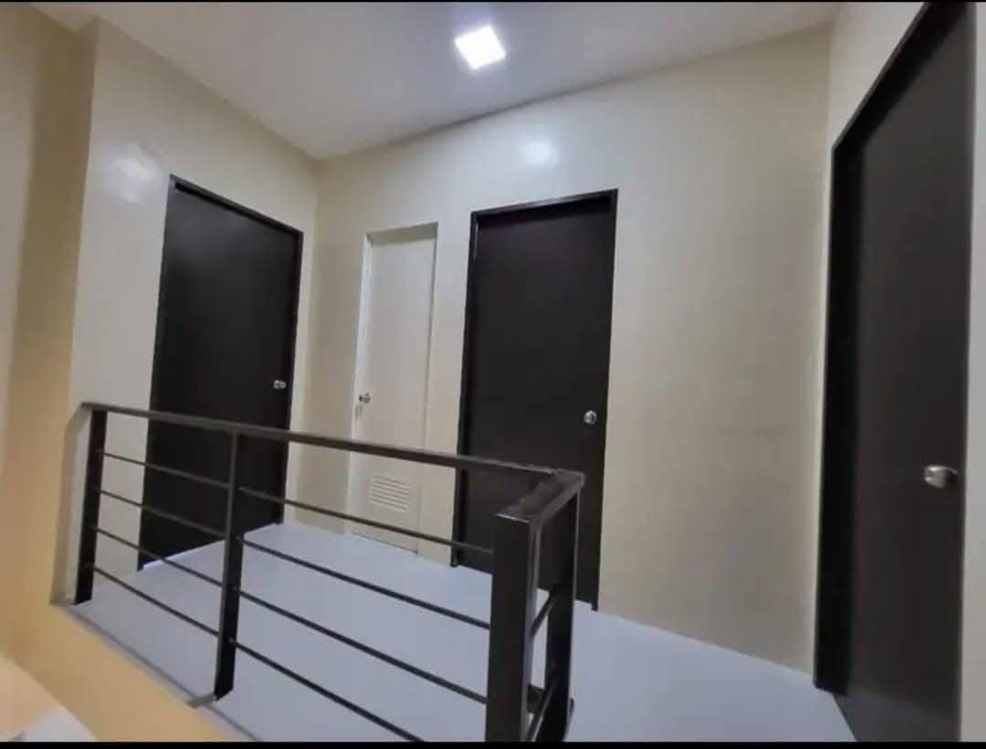 🌿 FOR RENT | Modern 3-Bedroom Corner House Near SM Consolacion — Only ₱16000/month! 🏡✨ - photo 8