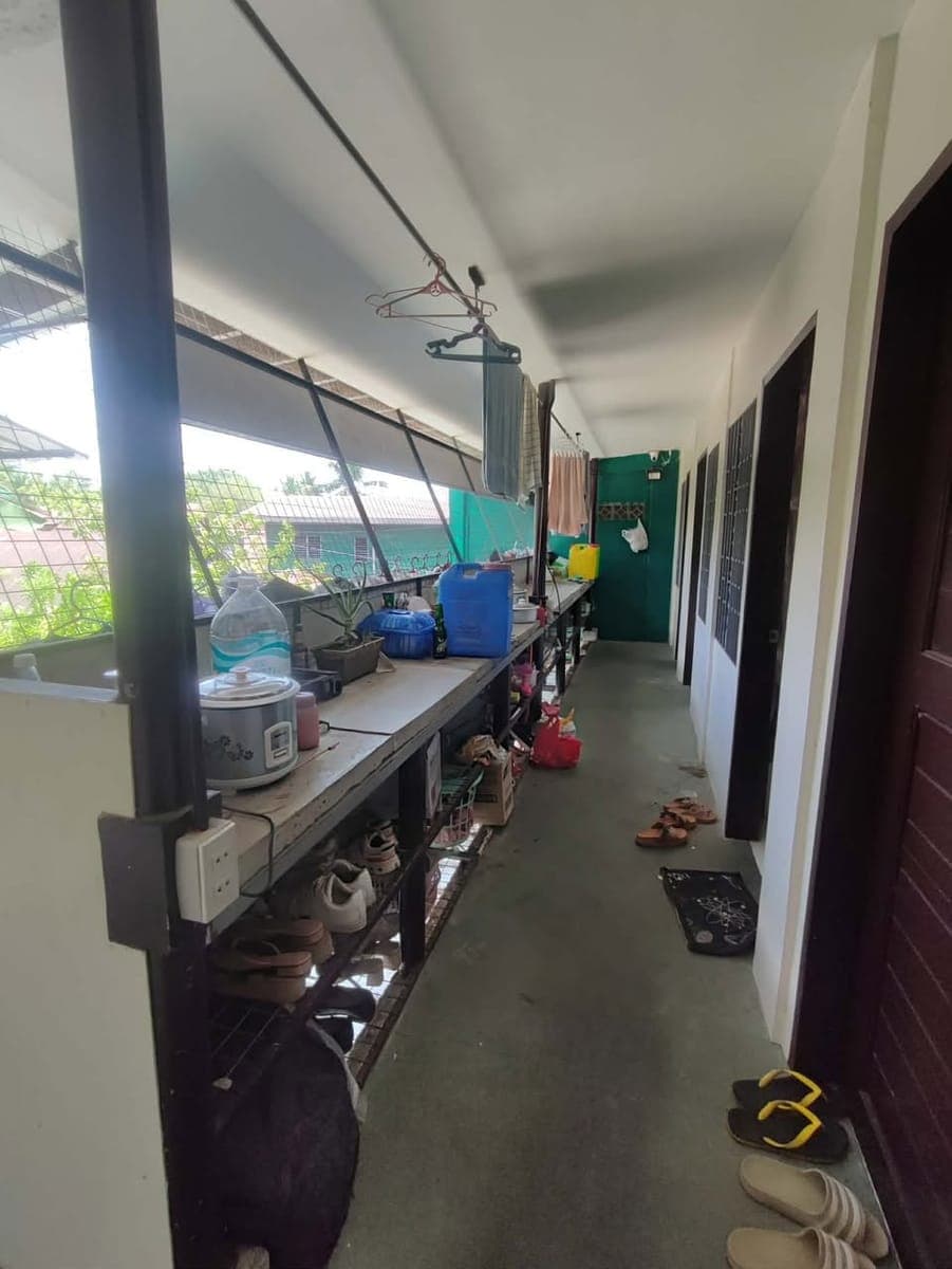 ROOM FOR RENT FOR GIRLS ONLY GOOD FOR2 WITH BED AND FOAM AND FAN NSA SULOD N TUBIG KURYENTE WIFI NO... - photo 4