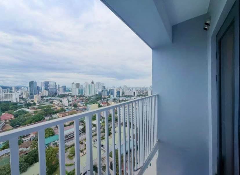 CITY CLOU CONDO FOR RENT - photo 3