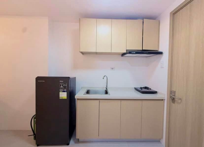 CITY CLOU CONDO FOR RENT - photo 8