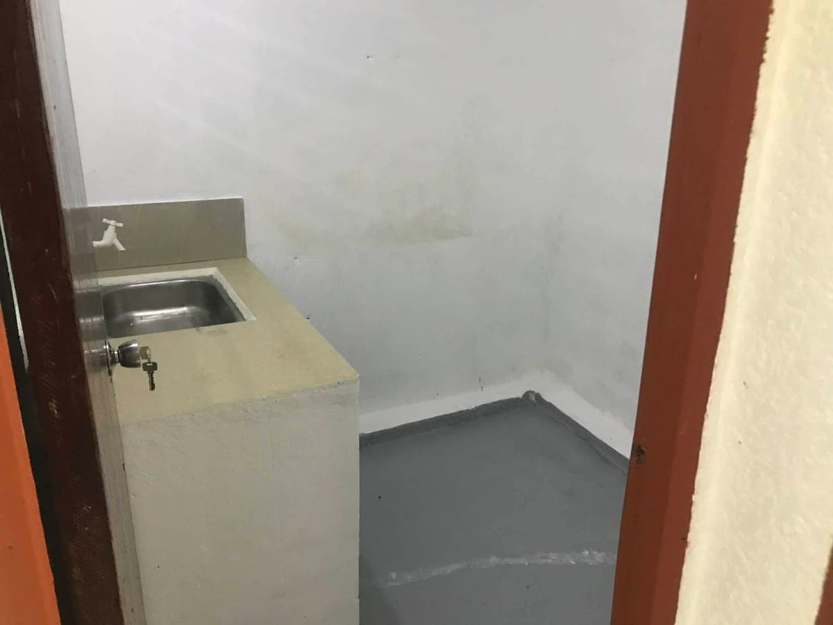 HOUSE FOR RENT - photo 1