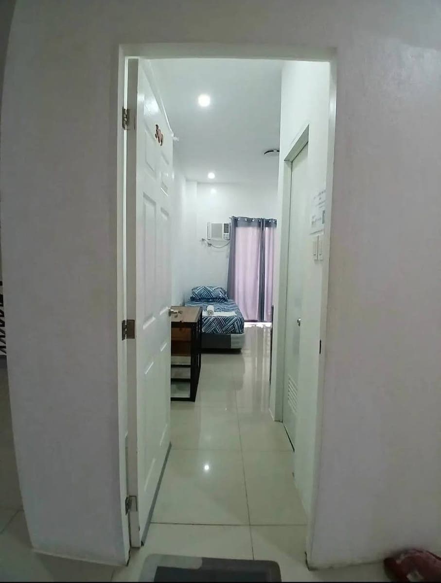 STUDIO TYPE APARTMENT WITH BALCONY IN BACOLOD CITY‼️‼️ - photo 5