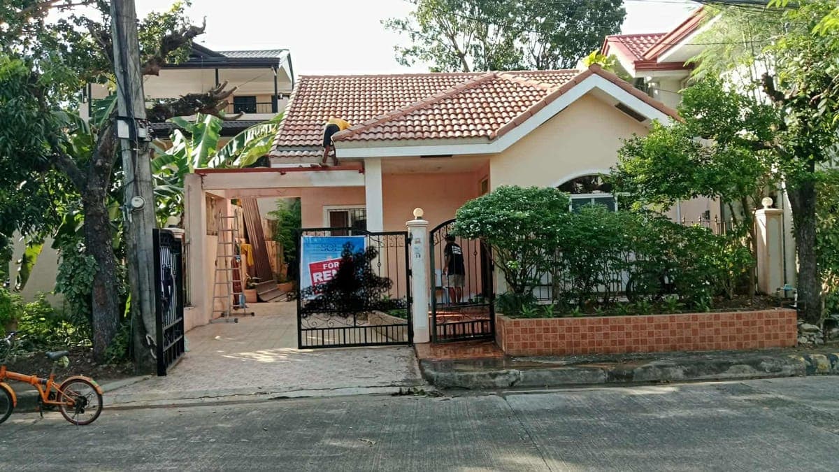 HOUSE FOR RENT – SINGLE DETACHED