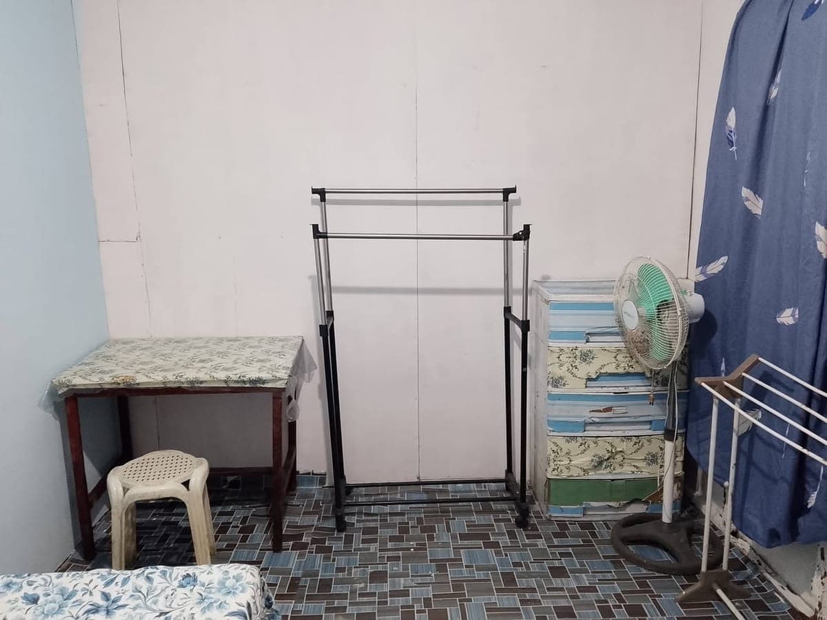 ROOM FOR RENT: (LADIES ONLY) actual pics sg room, inclusions bed with foam, bedsheets, stand fan, wi... - photo 5