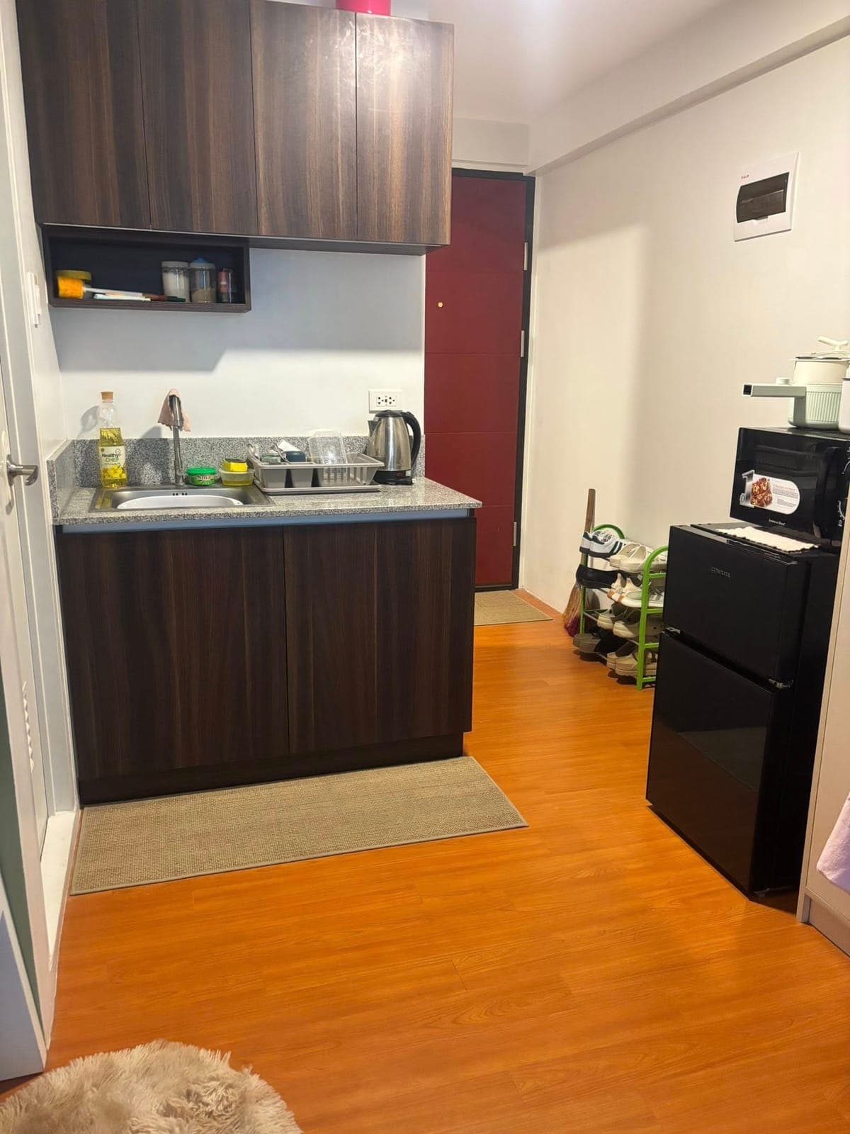 WALKING DISTANCE TO SWU AND USC SOUTH - photo 3