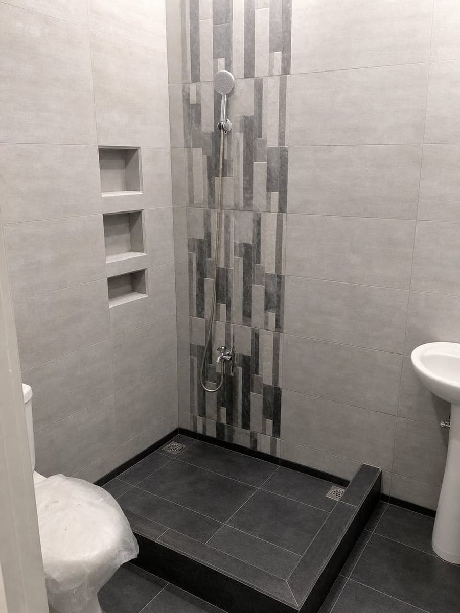 MODERN HOUSE FOR RENT - closely located to St. Scho (walking distance) & La Salle - photo 3