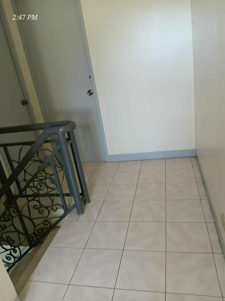 HOUSE FOR RENT NEAR NEWTOWN - photo 2