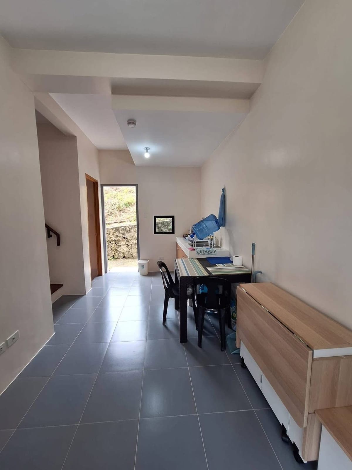 🏡 FOR RENT — Beautiful Home in AMOA Subdivision, Compostela Cebu! - photo 6