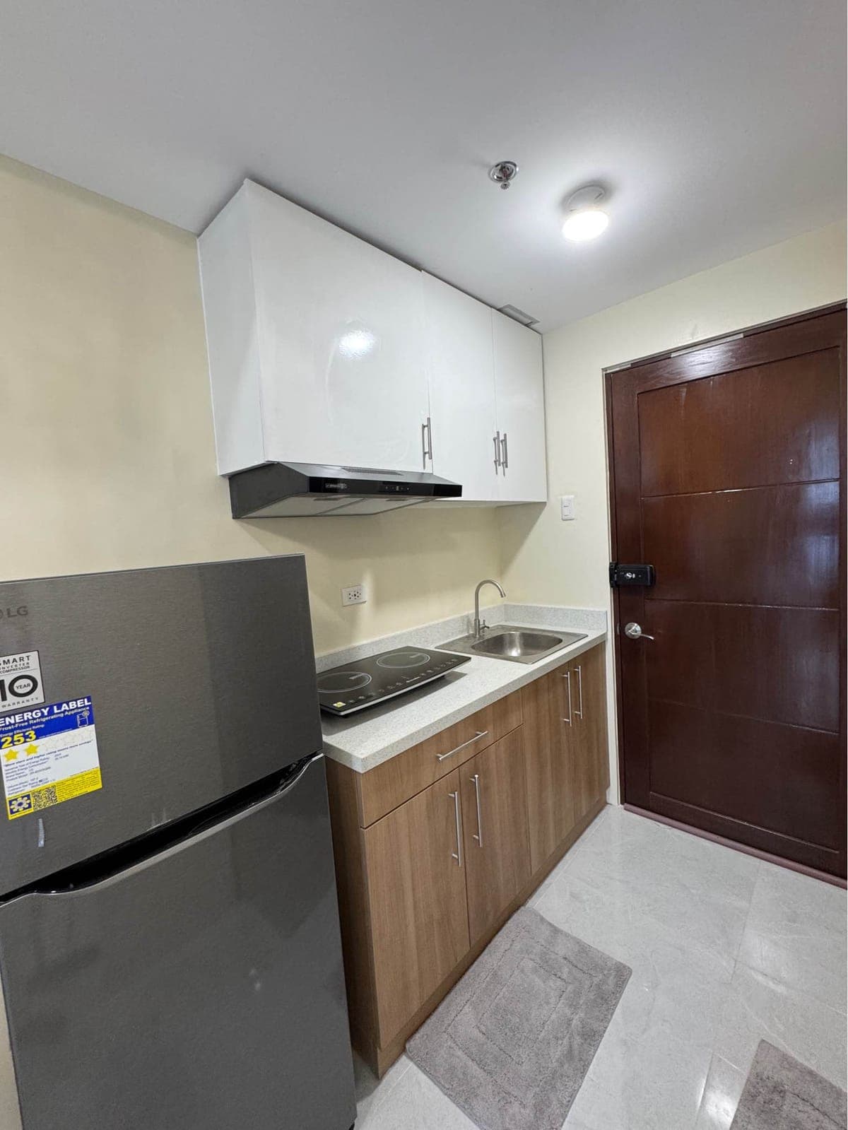 CONDO FOR RENT‼️ - photo 2