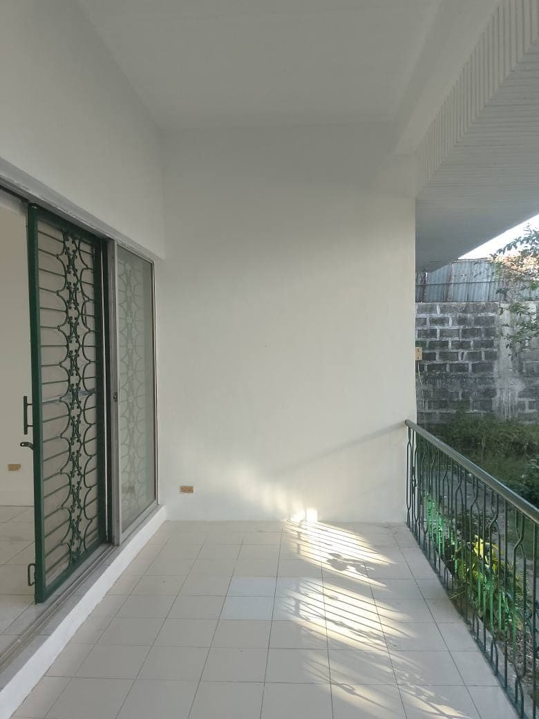 A bungalow house 🏠 located at purok narra 7 tayud liloan - photo 1