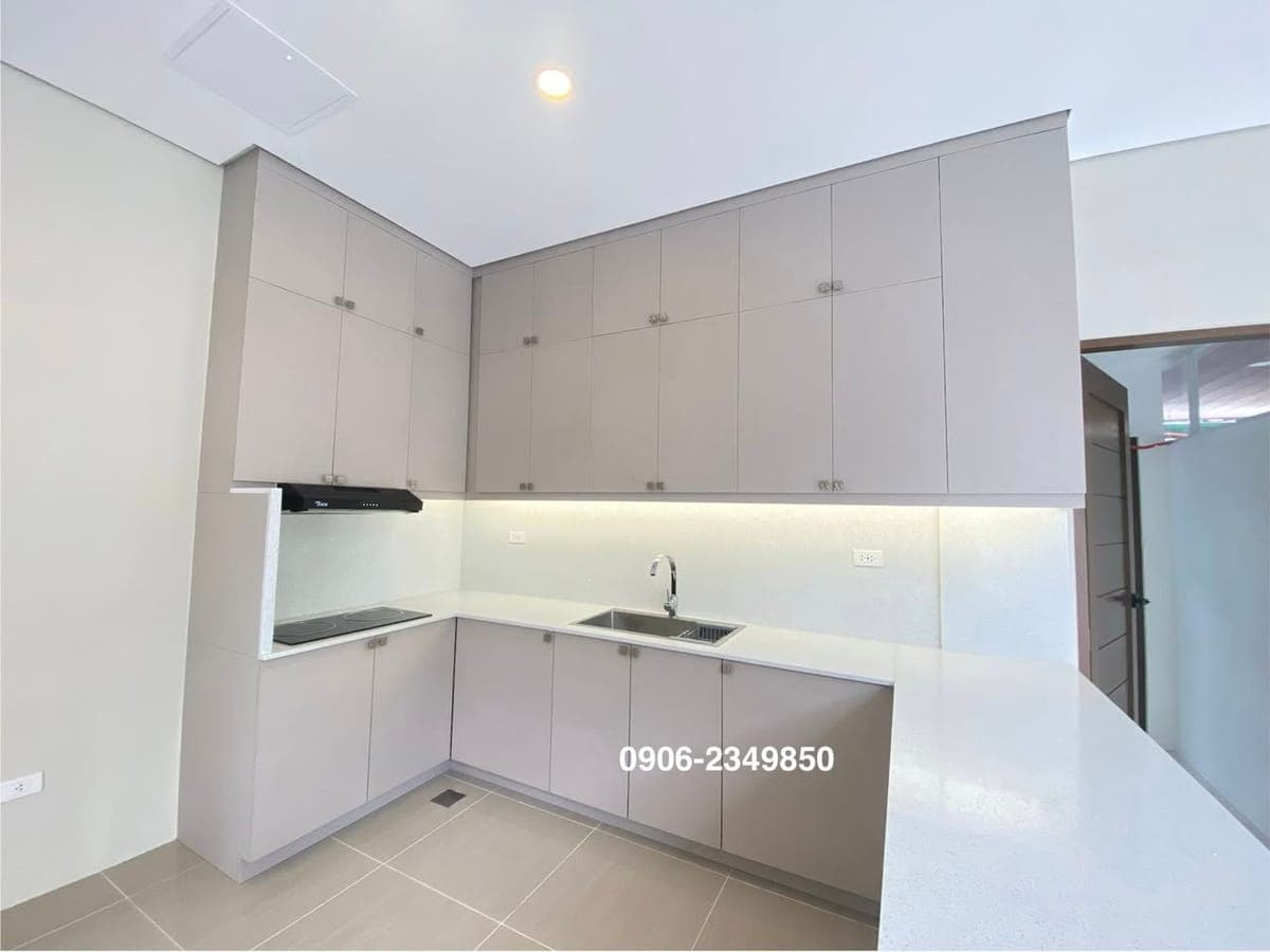 FOR LEASE BRANDNEW HOUSE IN BF HOMES - photo 4
