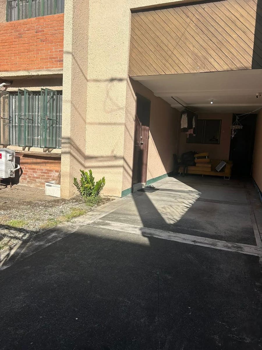 ✨ HOUSE FOR LEASE — PRIME LOCATION ALONG PRESIDENTS AVE ✨🏡 - photo 2