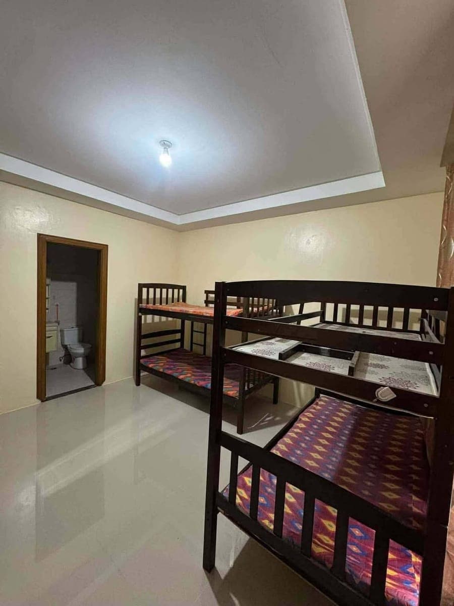 BEDSPACE - photo 1