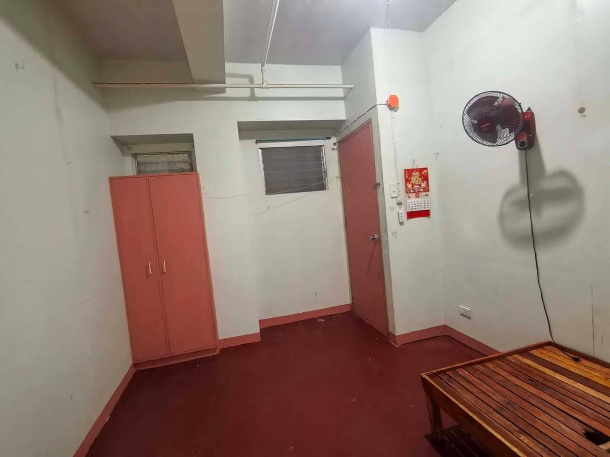 Room for rent available her in city hights brgy Taculing Bacolod city 4k good for two person my sub... - photo 1