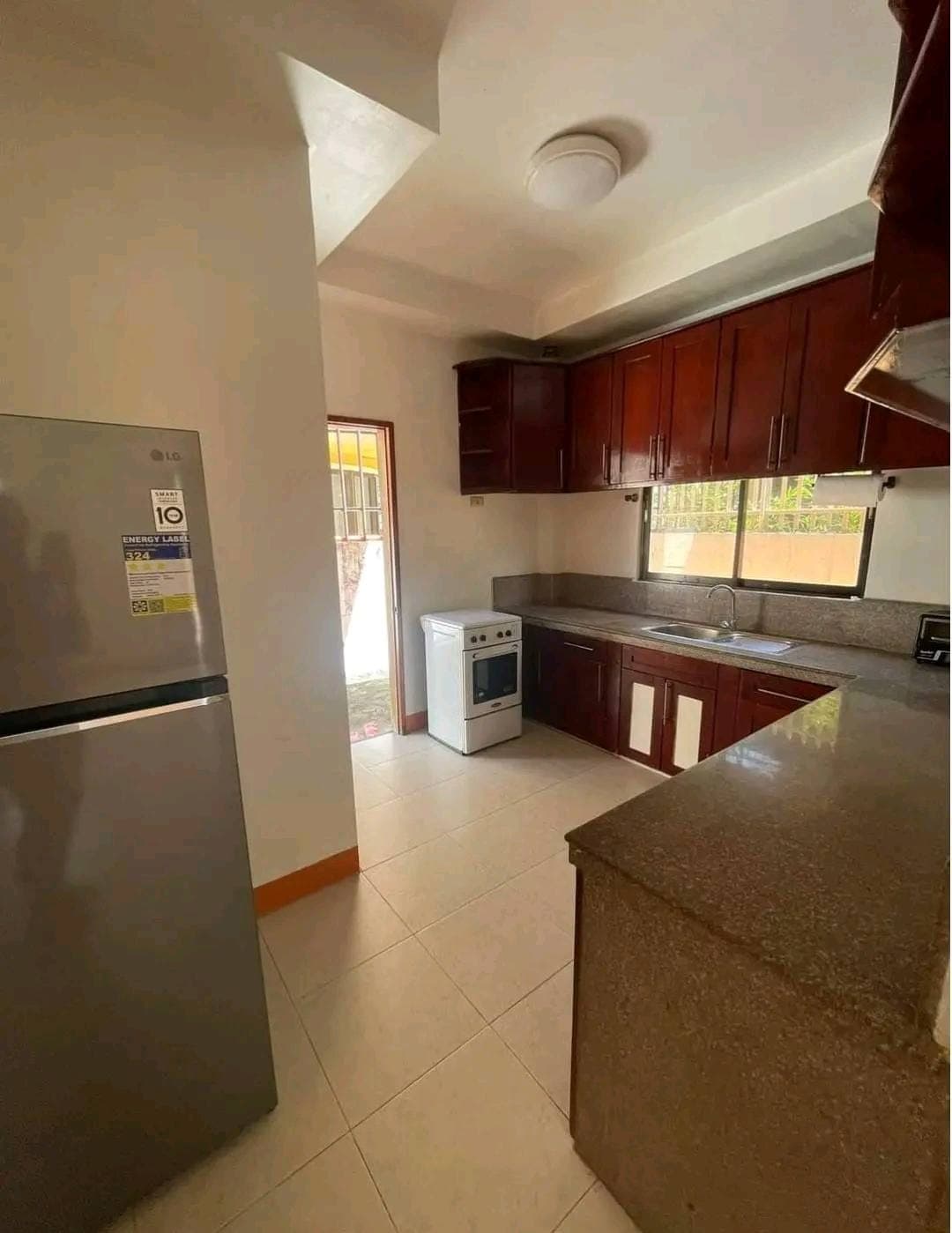 House for rent  Furnished 3  Bedrooms in Pacific Grand Villas, Lapu-Lapu City @ P35K/mo - photo 6