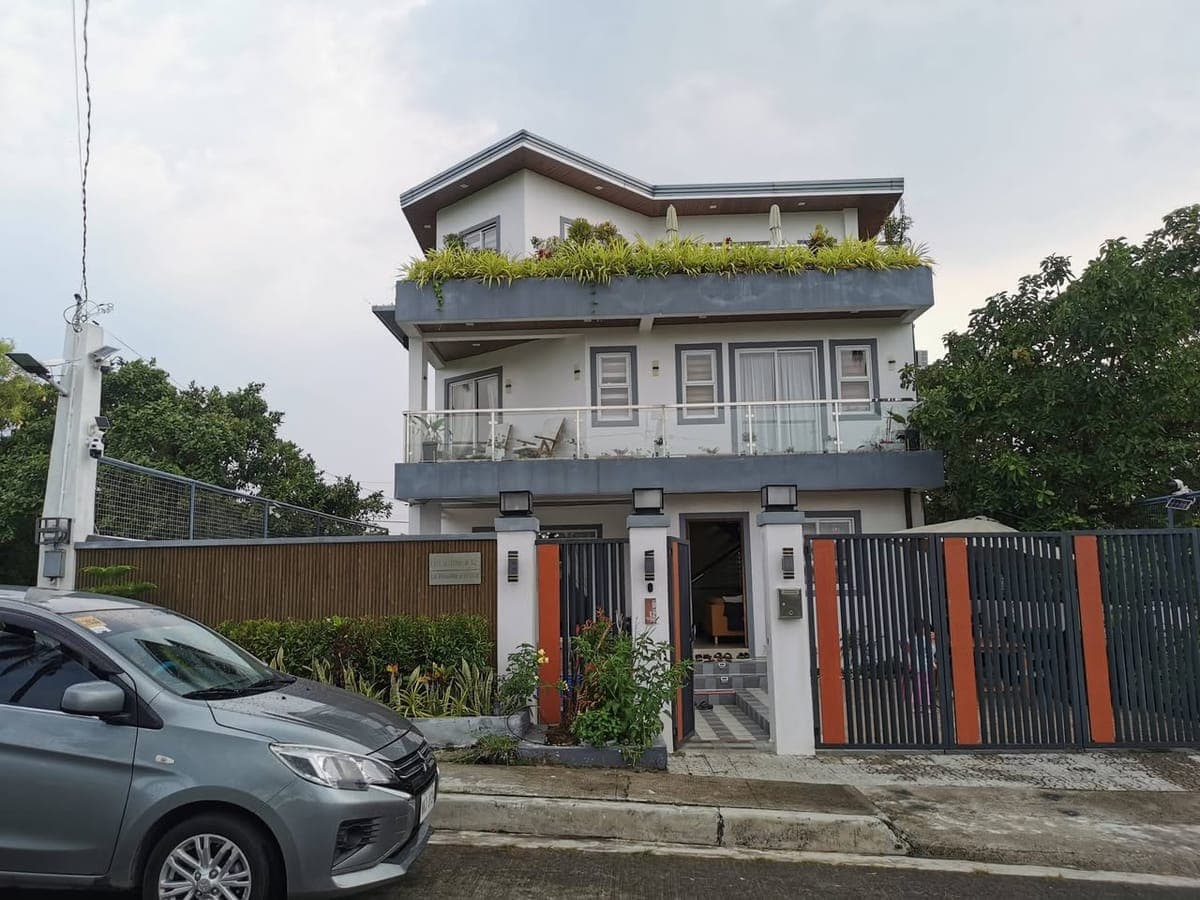 HOUSE FOR RENT IN ALFONSO W SWIMMING POOL - photo 3