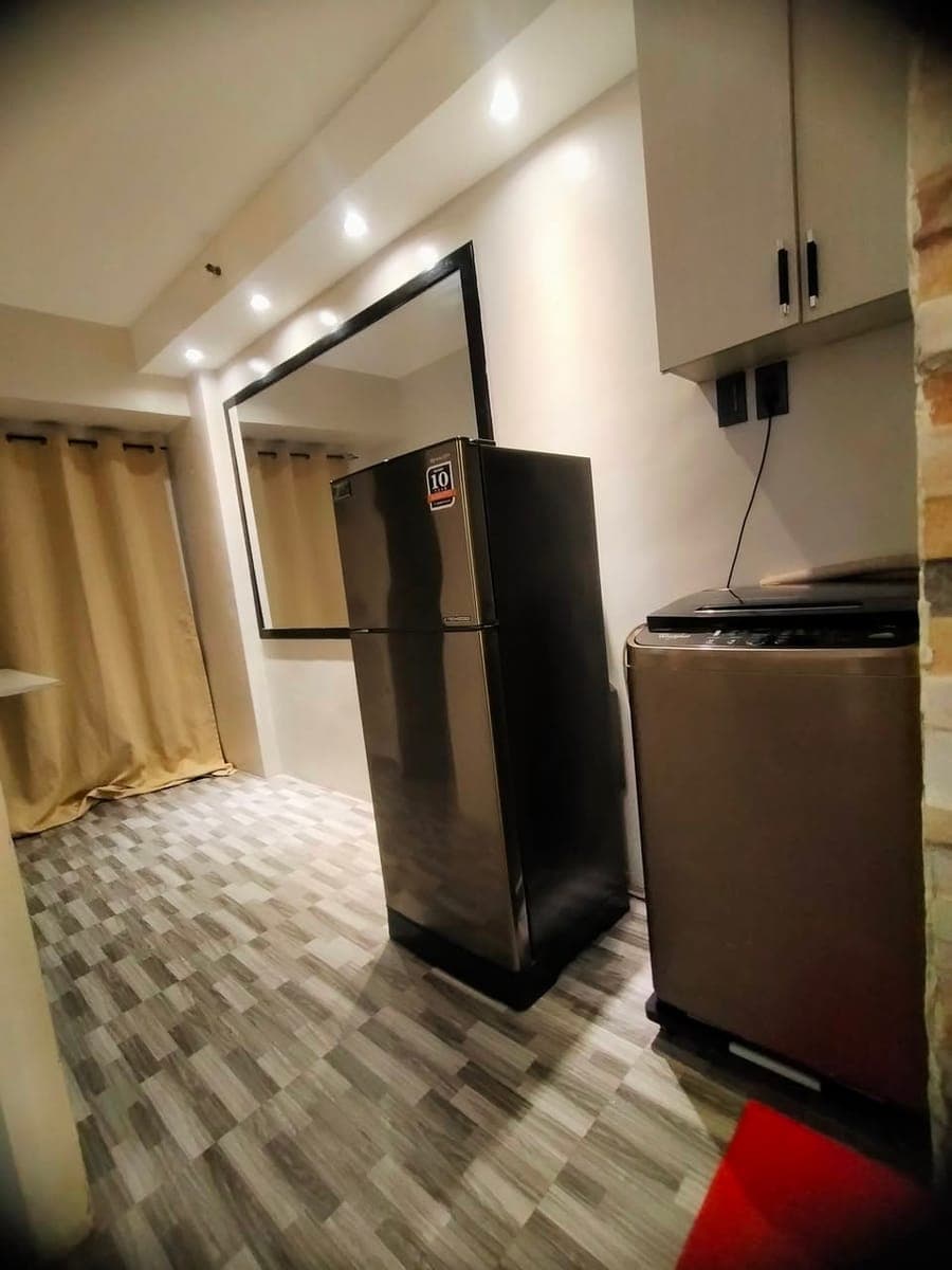 1 bedroom for rent in avida towers sucat tower5 facing C5 32sqm fully furnished 18k 1+1 - photo 3