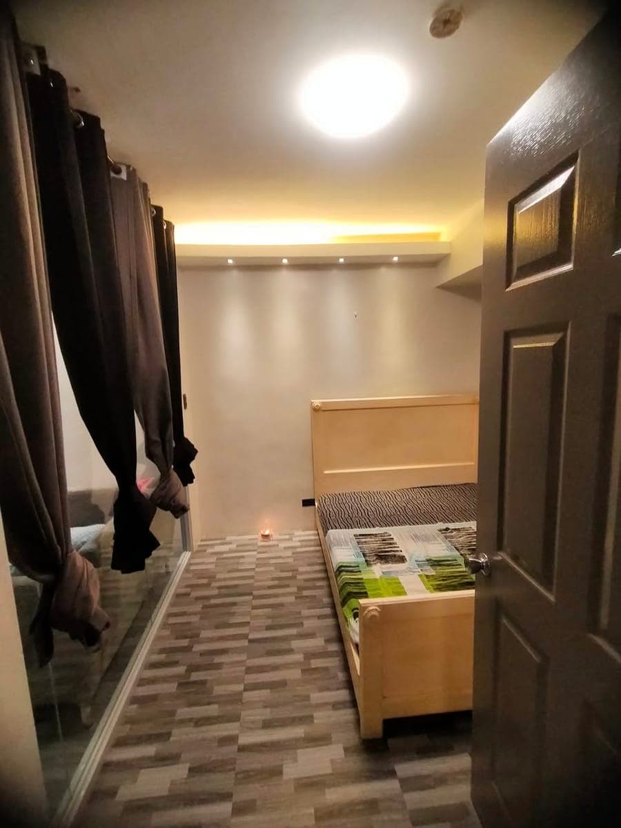 1 bedroom for rent in avida towers sucat tower5 facing C5 32sqm fully furnished 18k 1+1 - photo 4