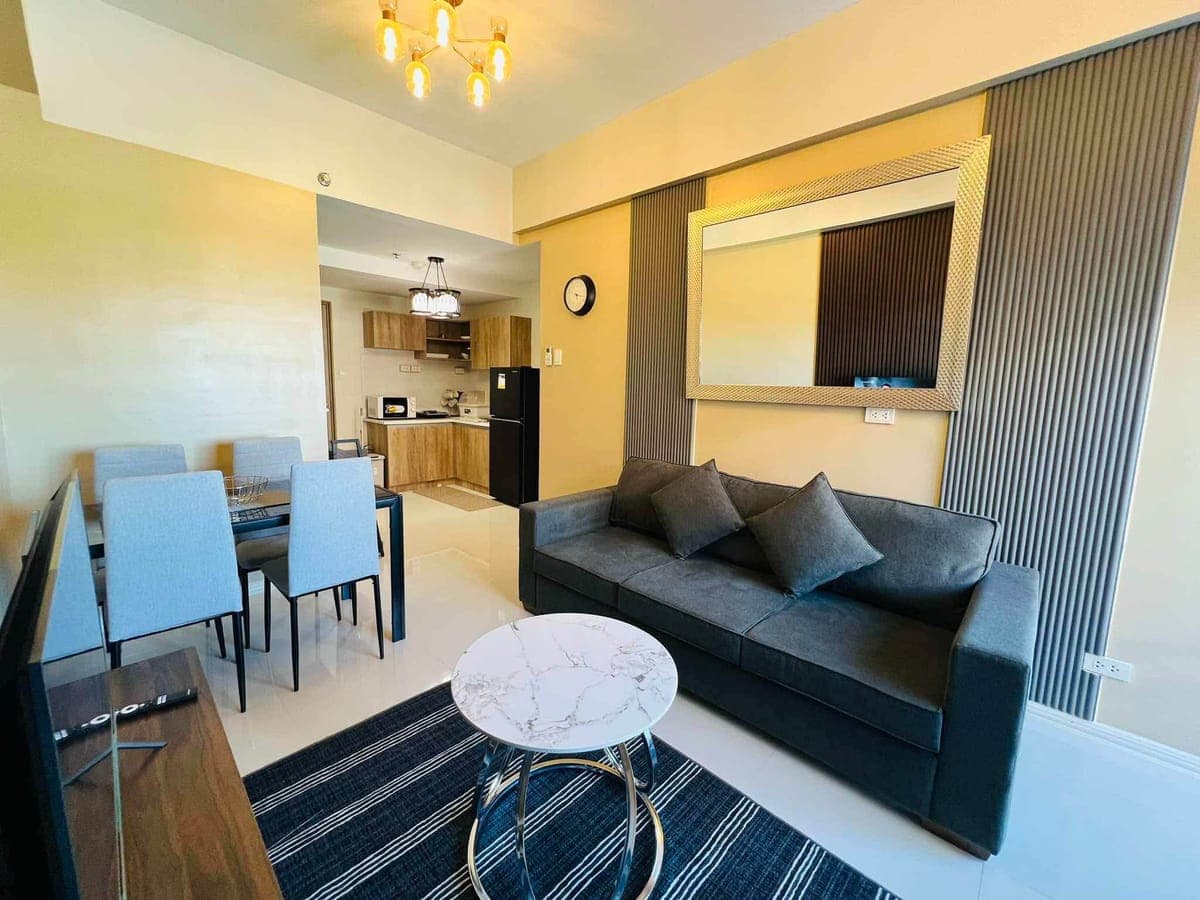 High-end Fully-furnished 2bedroom Condominium for rent - photo 3