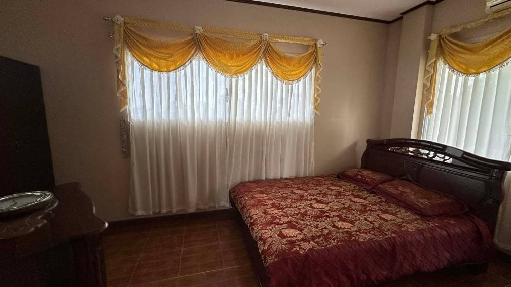 5Br House For Rent with Swimming Pool in Alta Vista Cebu City - photo 10