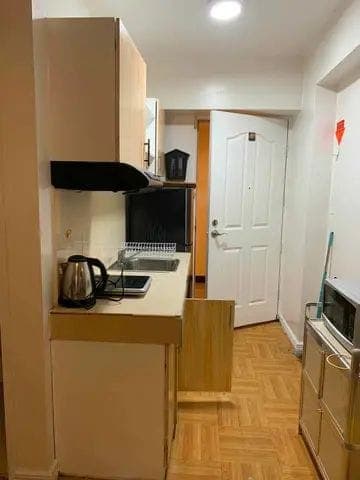 FOR RENT: Fully furnished studio type condo unit located at Avida Towers Sucat for only 11k per month - photo 1