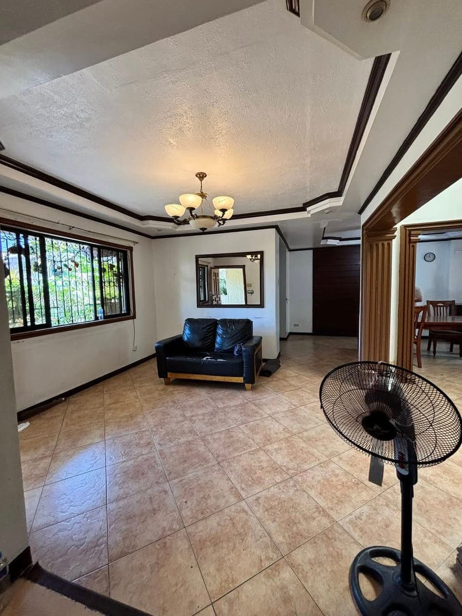 🏡 FOR RENT | Charming Bungalow Corner House in BF Homes Parañaque 🏡 - photo 1