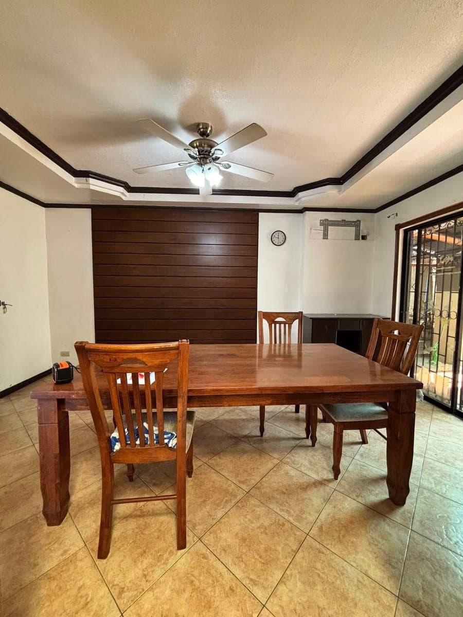 🏡 FOR RENT | Charming Bungalow Corner House in BF Homes Parañaque 🏡 - photo 3