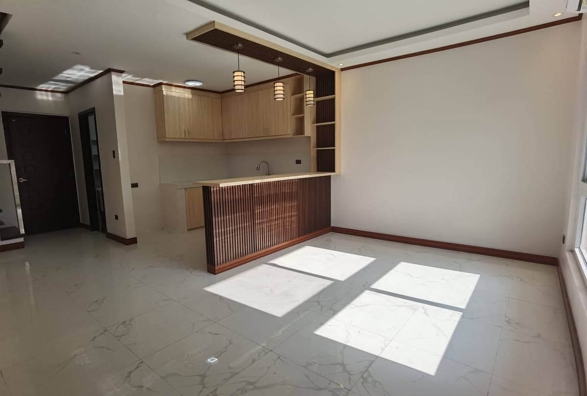 🏡  HOUSE FOR RENT - photo 1