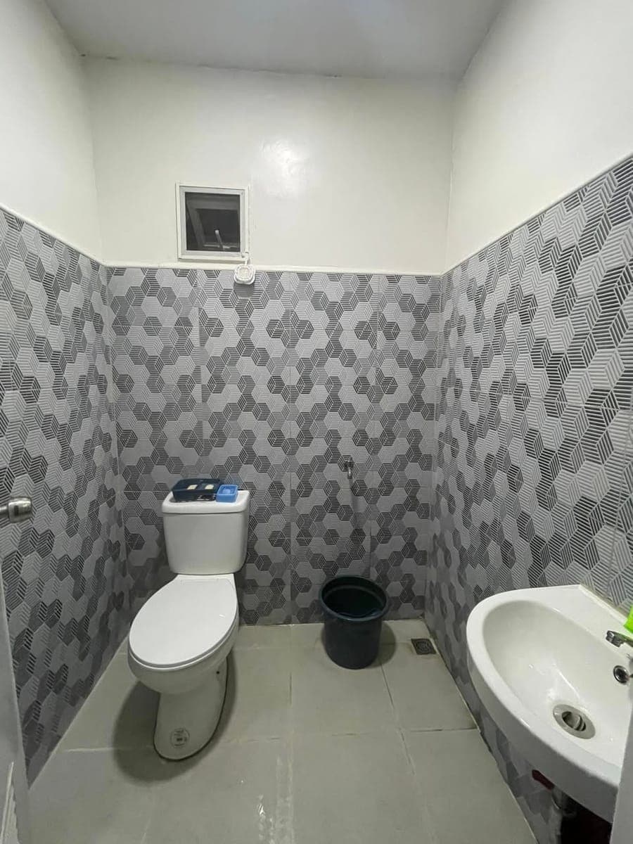 Room for Rent - photo 1