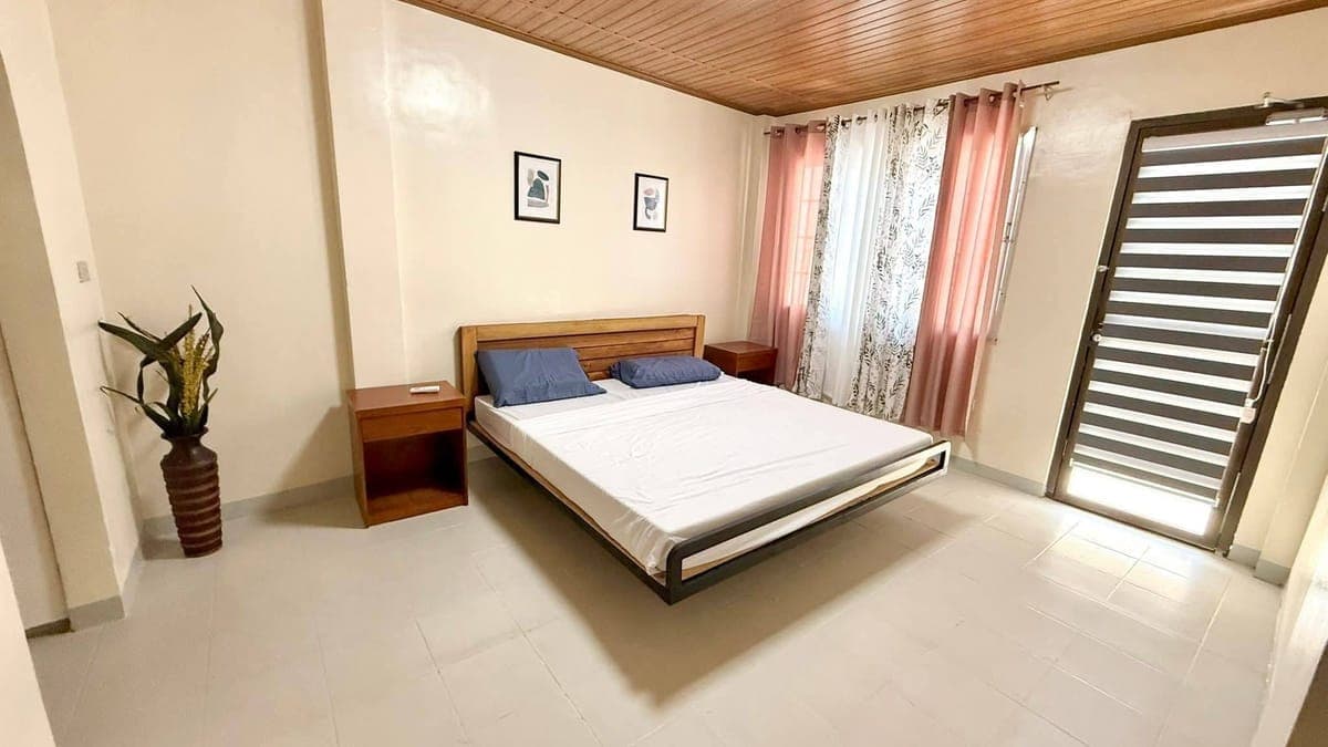 BIG HOUSE FOR RENT - photo 3