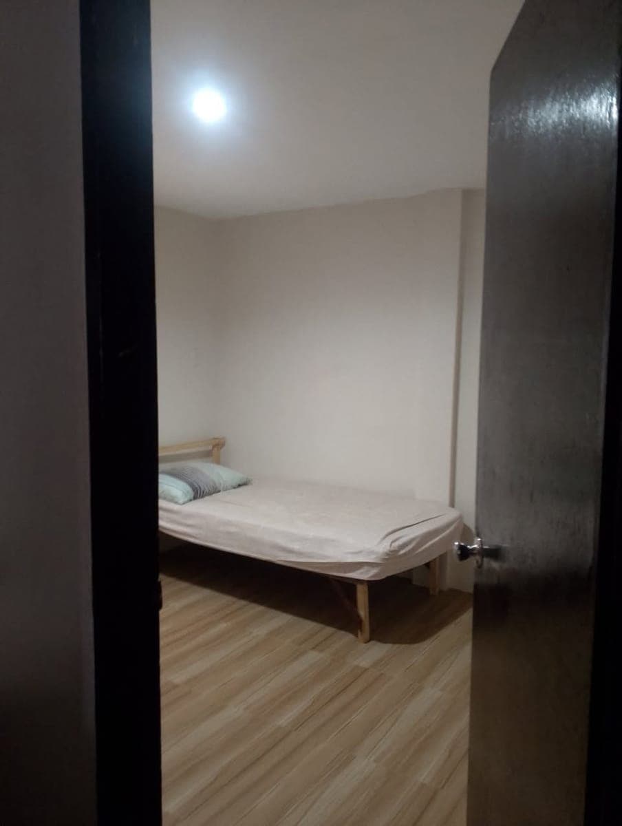 room for rent 5k one month advance lg with own cr niyo Ara lg sa gwa sang room - photo 4