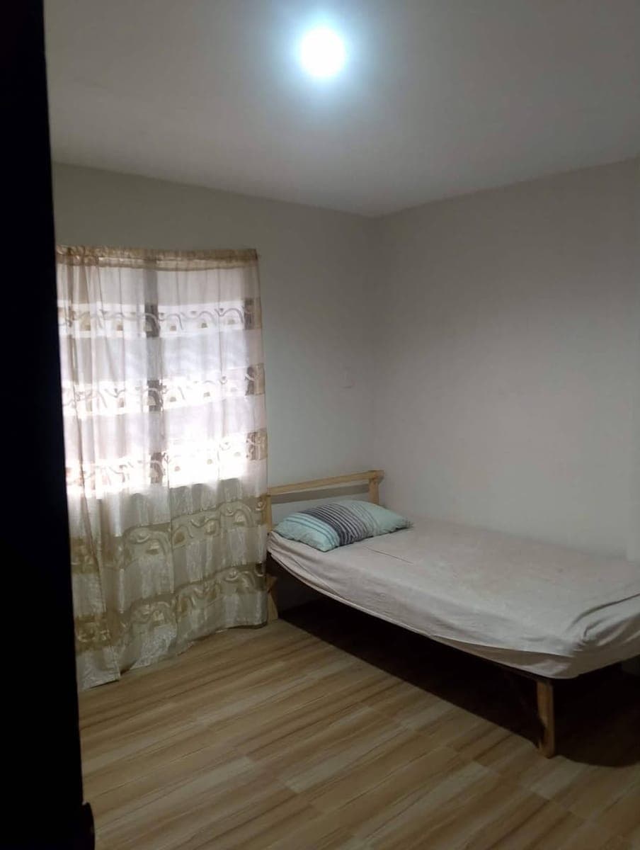 Room for rent - photo 1