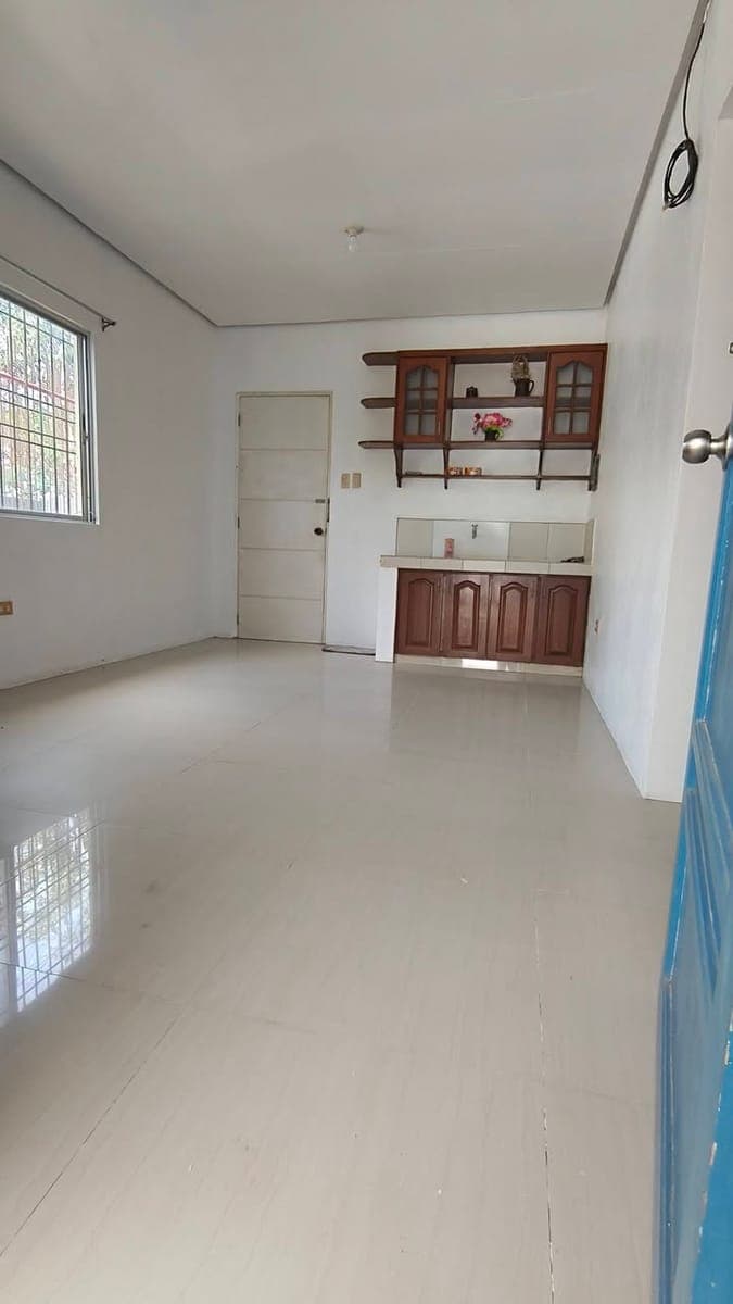 House for rent - photo 1
