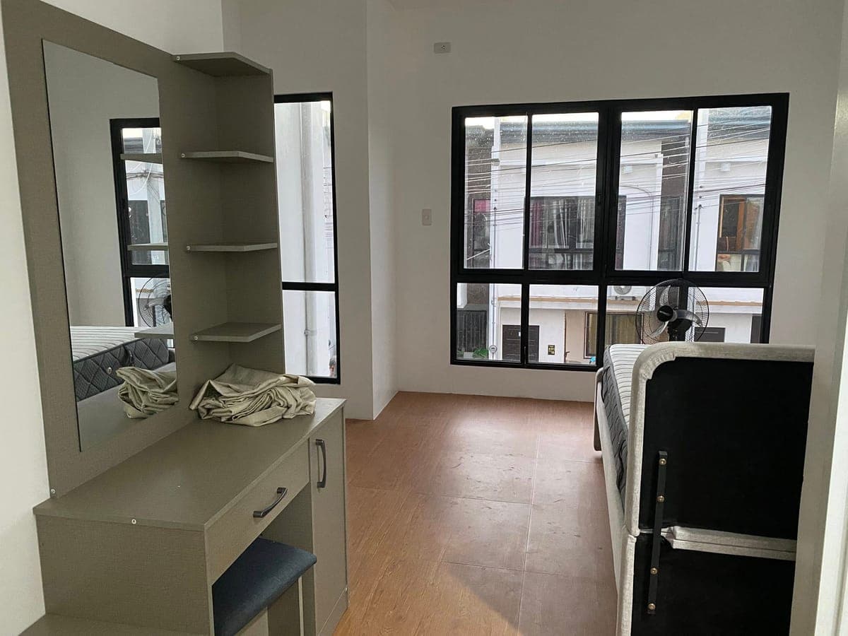 🏡 GRACELAND RESIDENCES – FOR RENT - photo 1