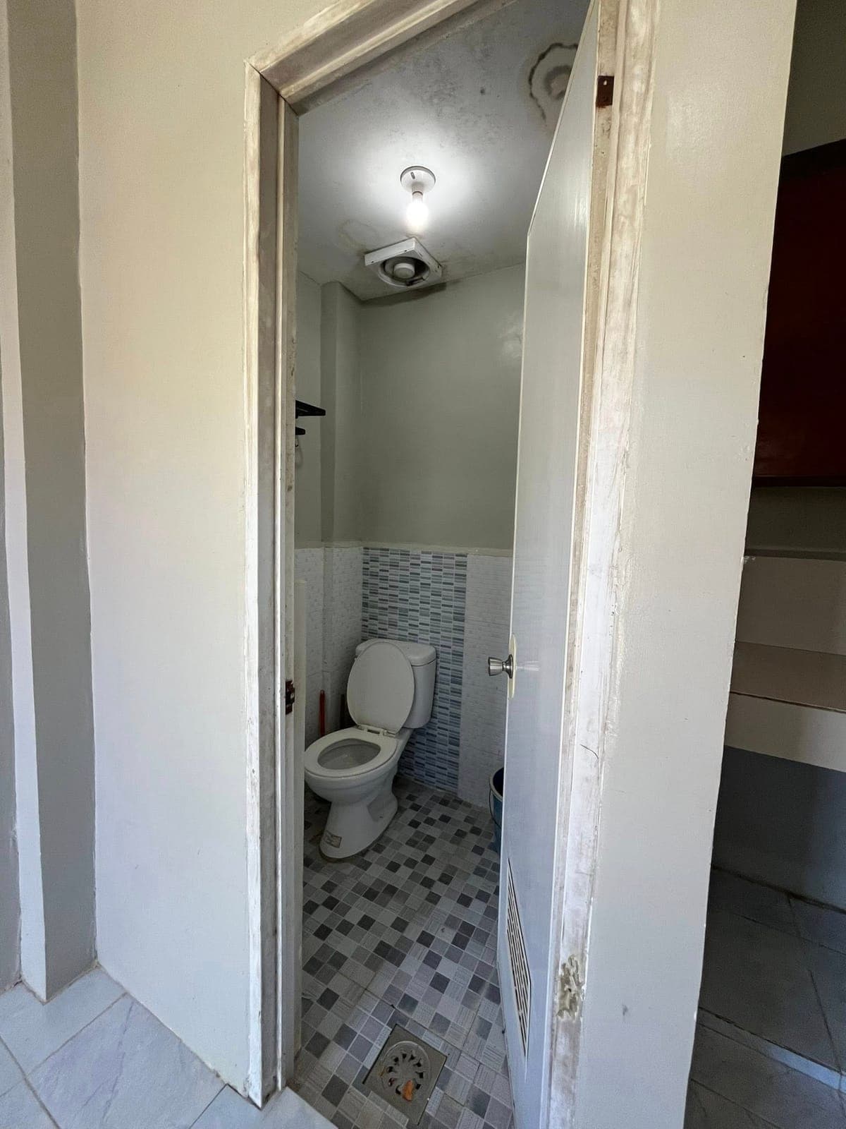 ROOM FOR RENT‼️ ( READ CAPTION FIRST ) - photo 2