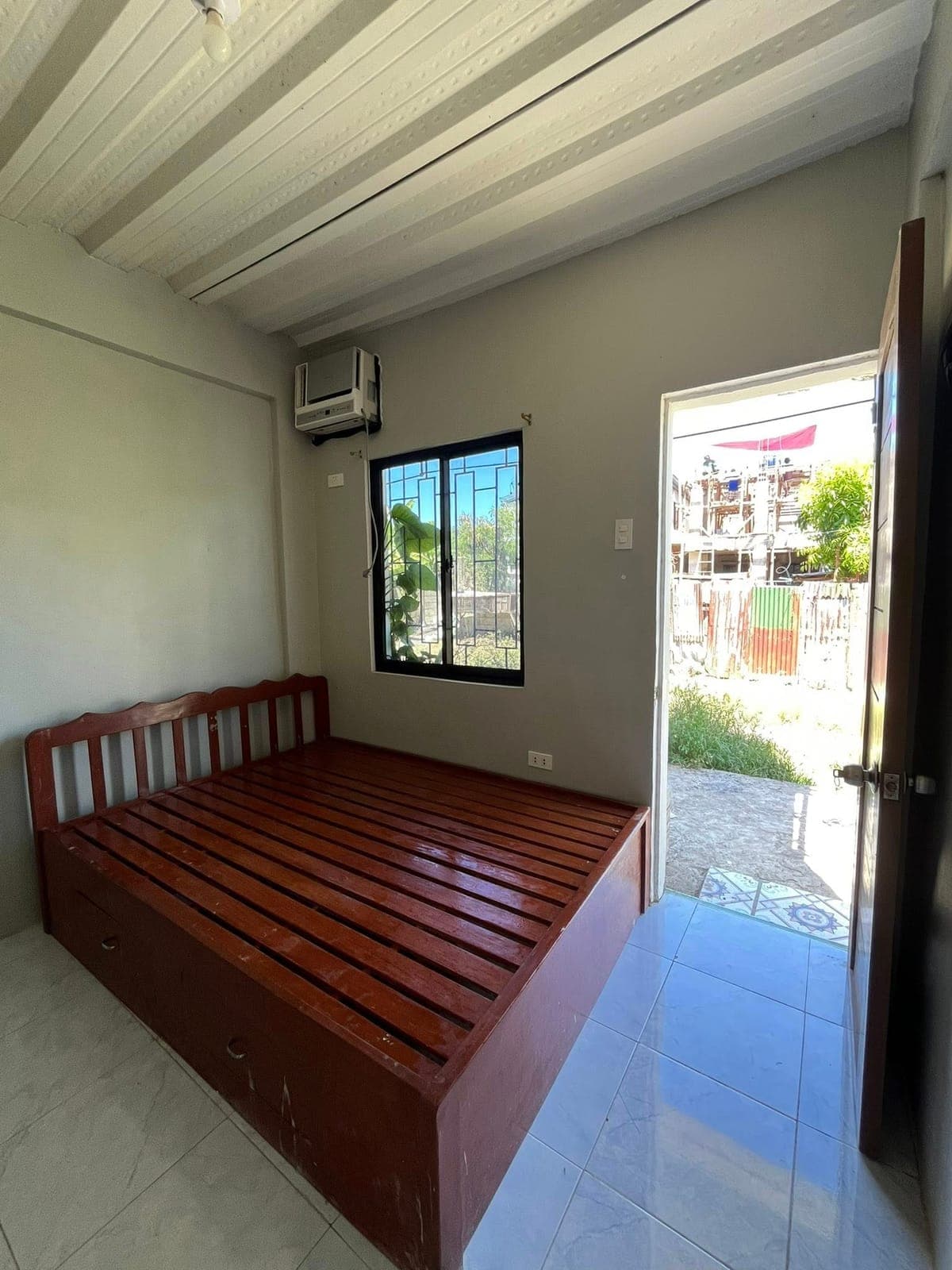 ROOM FOR RENT‼️ ( READ CAPTION FIRST ) - photo 8