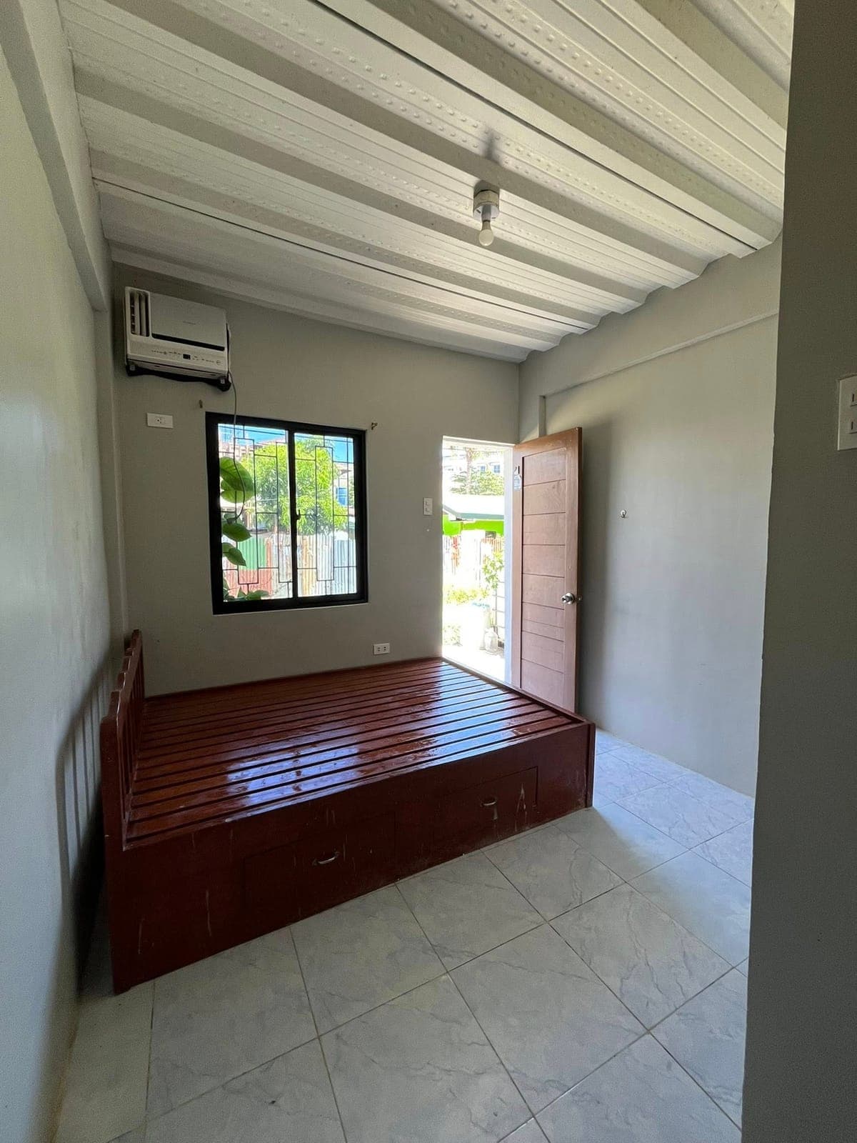 ROOM FOR RENT‼️ ( READ CAPTION FIRST ) - photo 9