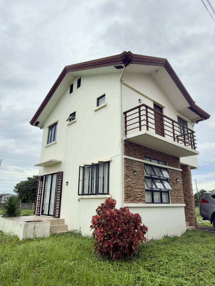 House for Long Term Rent - photo 1