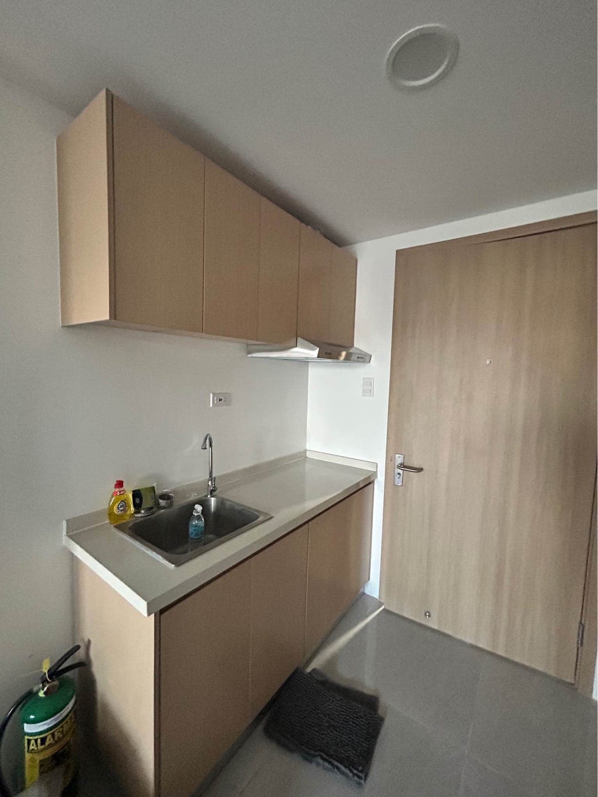 FOR RENT: CITY CLOU CONDO, Jakosalem St. Zapatera, Cebu City - photo 2