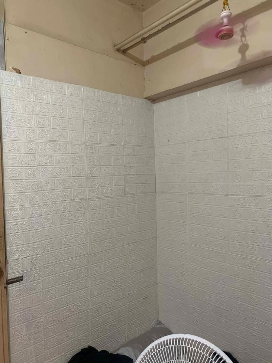 1 room Available good for 1 person 3600 all in na with Wi-Fi and use ref pauna2 lg deposit move in b... - photo 1