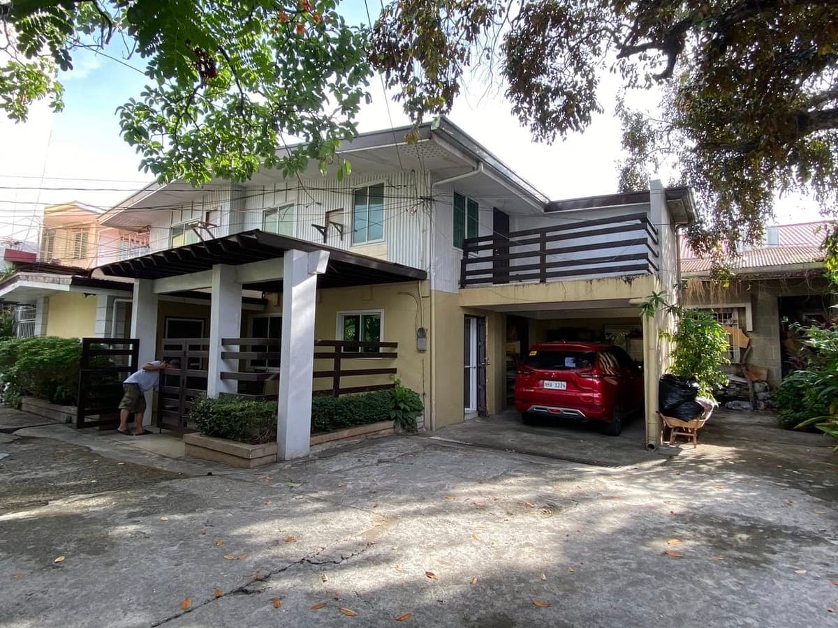 HOUSE FOR RENT - photo 1
