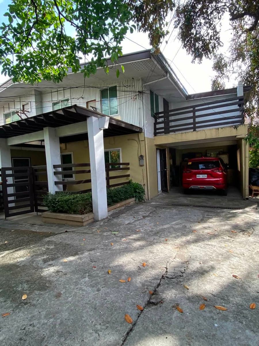 HOUSE FOR RENT - photo 1