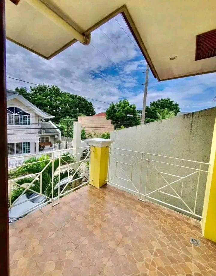 HOUSE FOR RENT 🎉 - photo 1